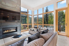 Riverfront Townhome 07 by East West Hospitality